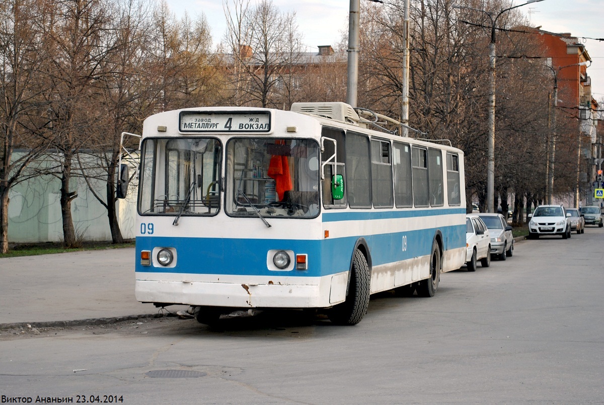 Самара, ЗиУ-682В № 09; Самара — Конечные станции и кольца (троллейбус)