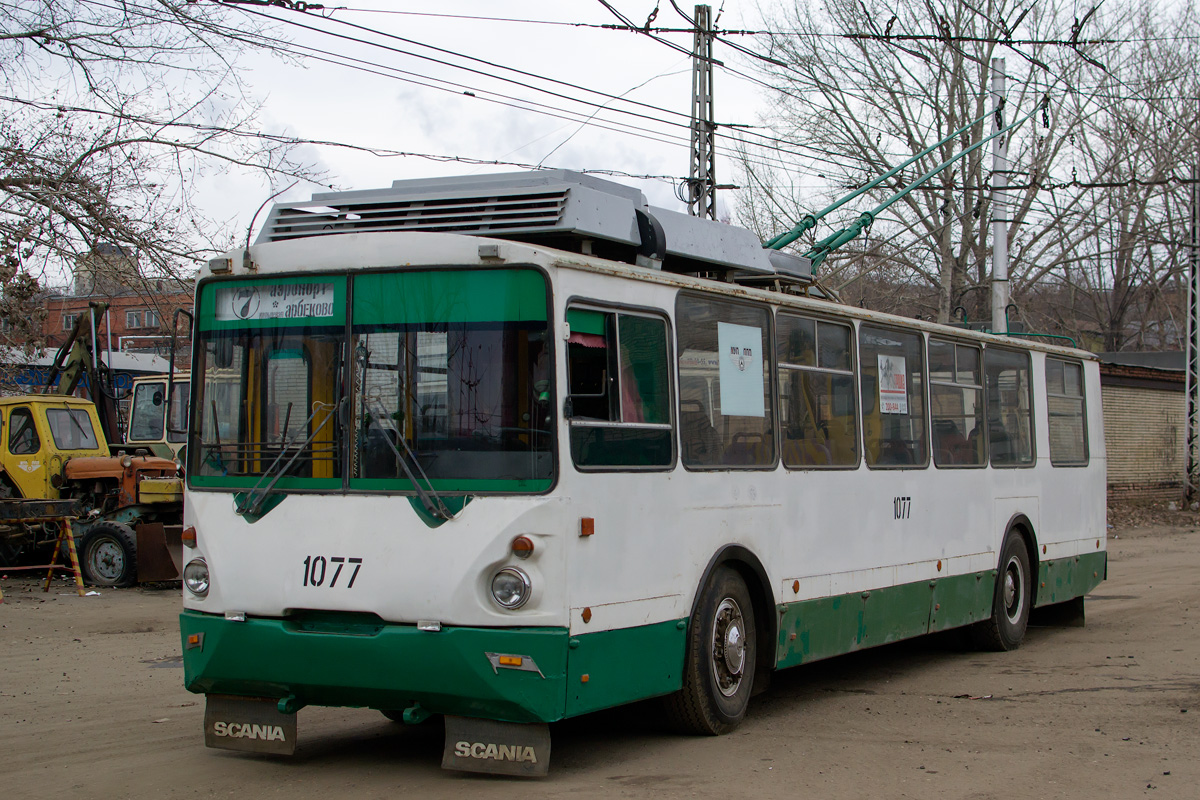 Пенза, ВЗТМ-5284 № 1077