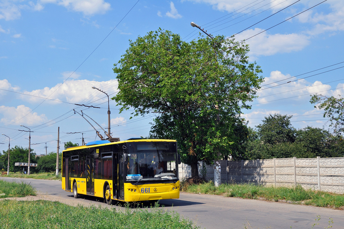 Krivij Rih, LAZ E183D1 Br. 661