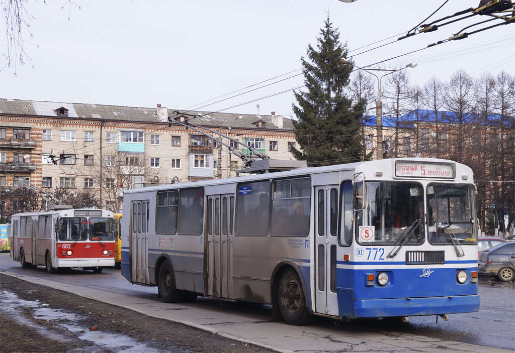 Cheboksary, ZiU-682G-016 (012) № 772; Cheboksary, ZiU-682G-012 [G0A] № 682