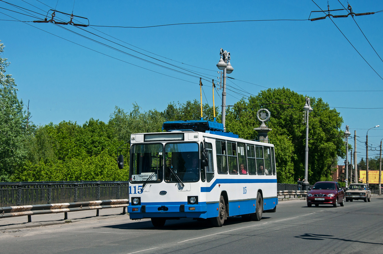 Полтава, ЮМЗ Т2 № 115