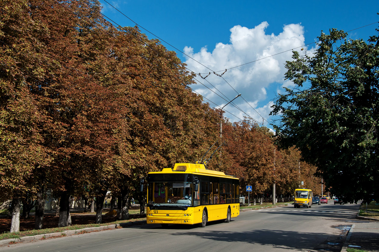 Полтава, Богдан Т70110 № 123