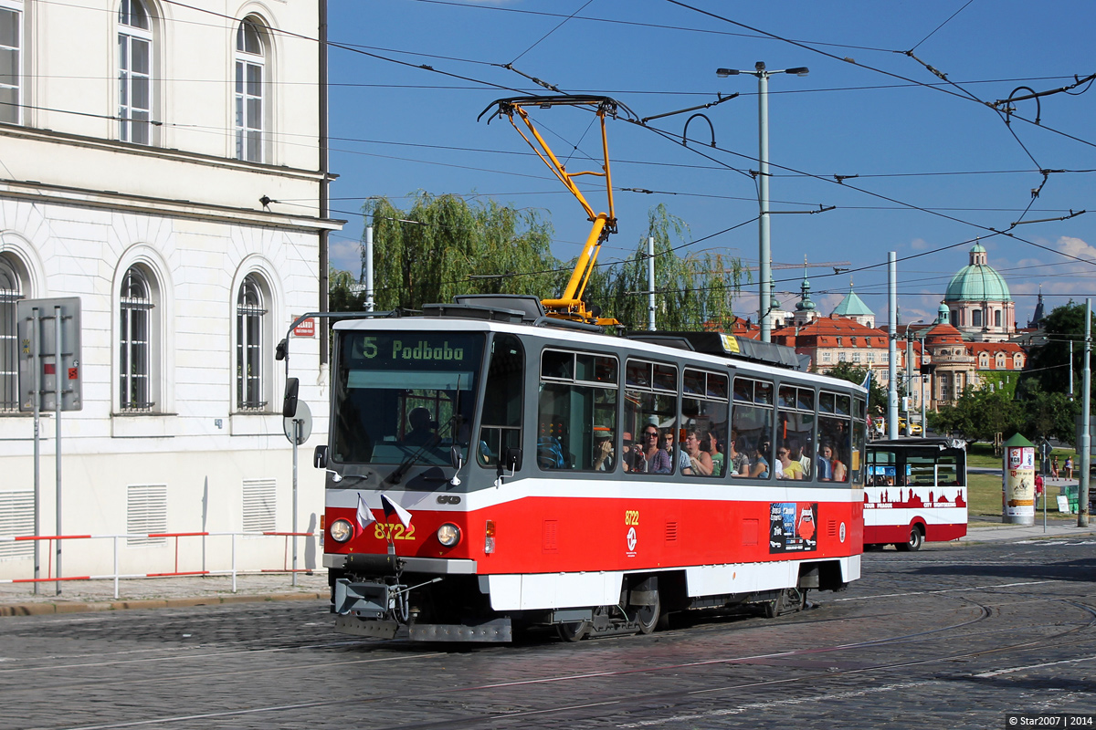 Praha, Tatra T6A5 nr. 8722
