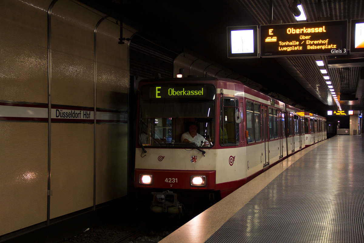 Дюссельдорф, Duewag B80D № 4231