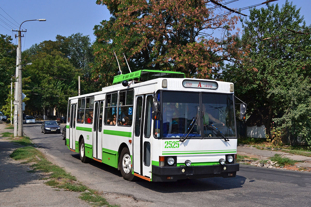 Днепр, ЮМЗ Т2 № 2525