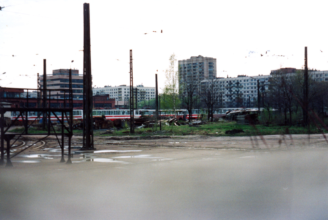 Sankt Peterburgas — Joint tramway-trolleybus depot