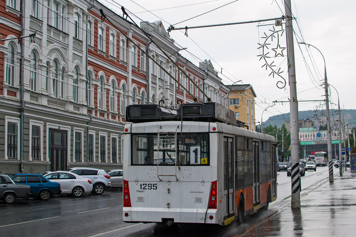 Саратов, Тролза-5265.00 «Мегаполис» № 1295