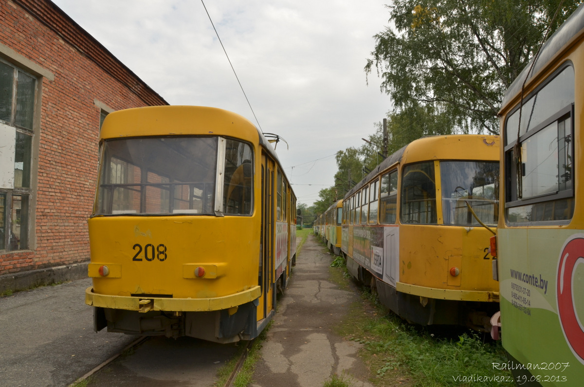 Владикавказ, Tatra T4D-MI № 208