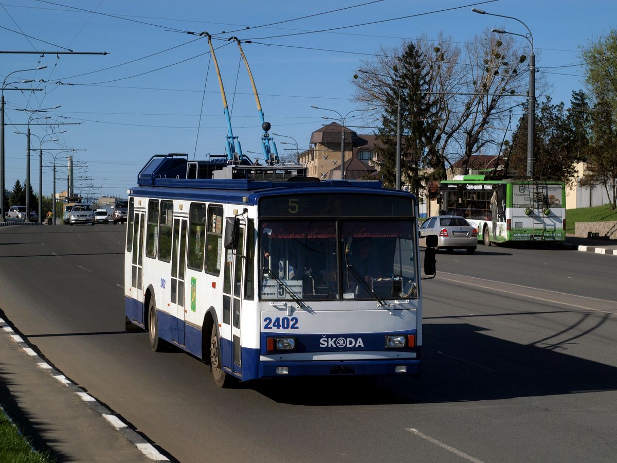 Харьков, Škoda 14Tr18/6M № 2402