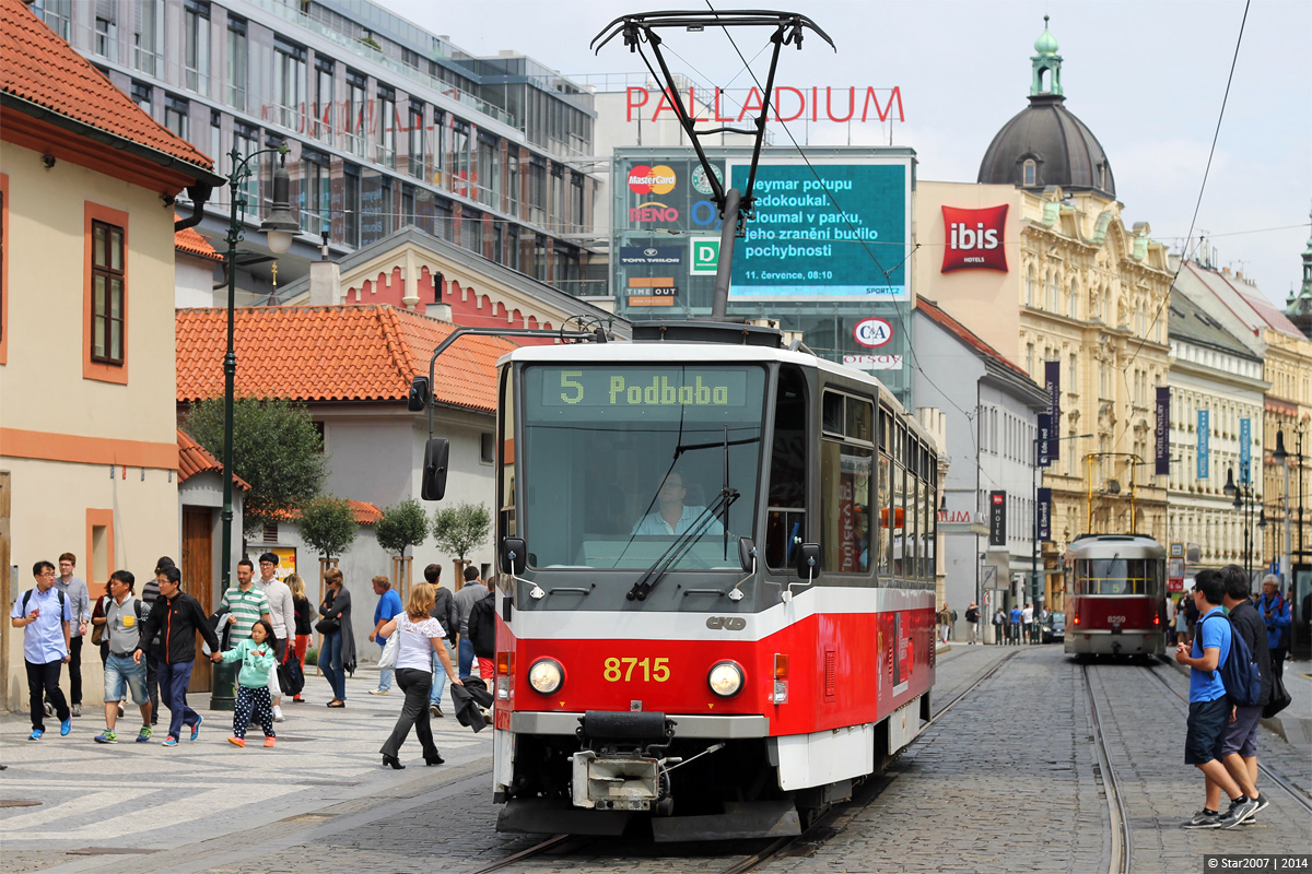 Прага, Tatra T6A5 № 8715