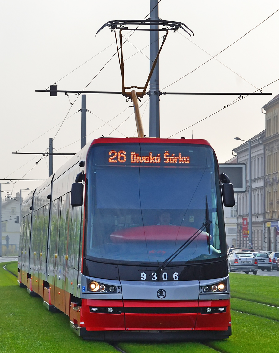 Прага, Škoda 15T3 ForCity Alfa Praha № 9306