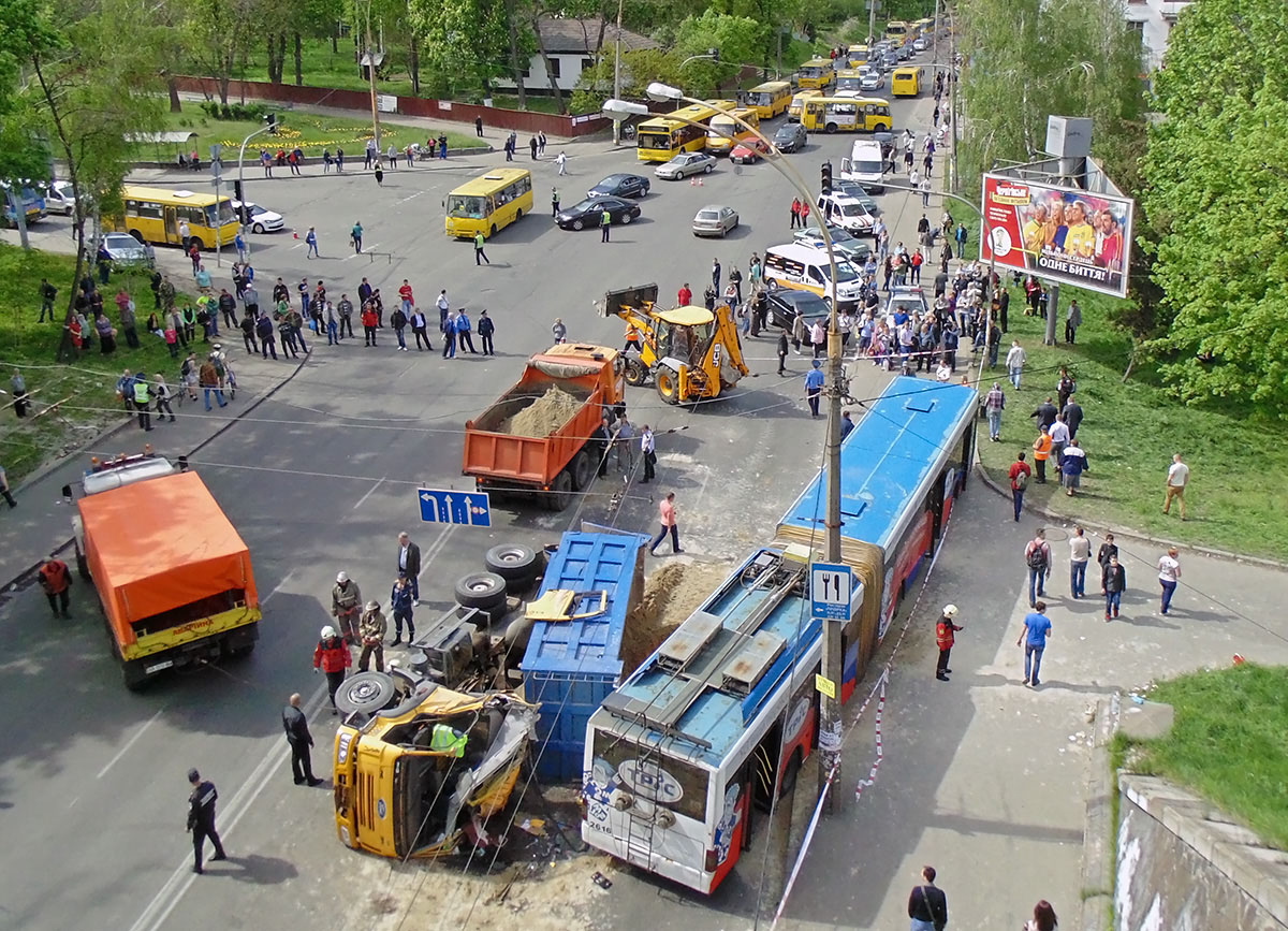 Киев, ЛАЗ E301D1 № 2616; Киев — Происшествия