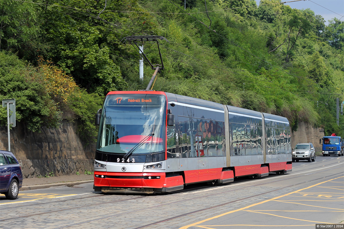 Прага, Škoda 15T3B ForCity Alfa Praha № 9243