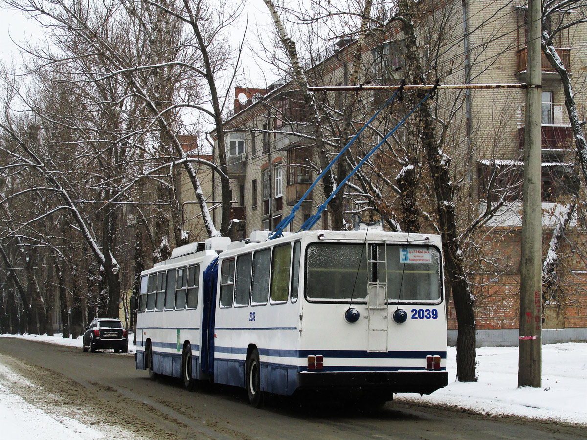 Харьков, ЮМЗ Т1 № 2039