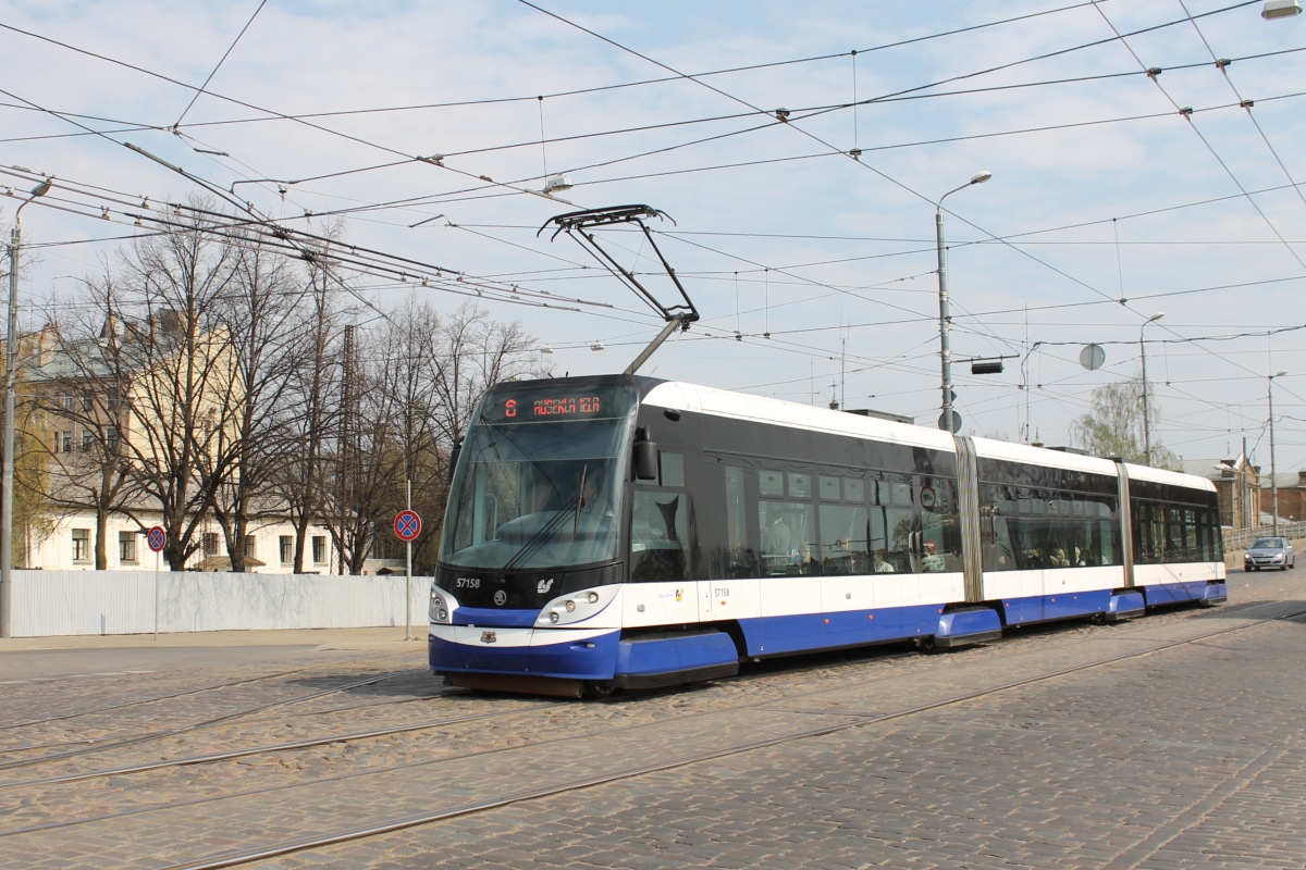 Рига, Škoda 15T ForCity Alfa Riga № 57158