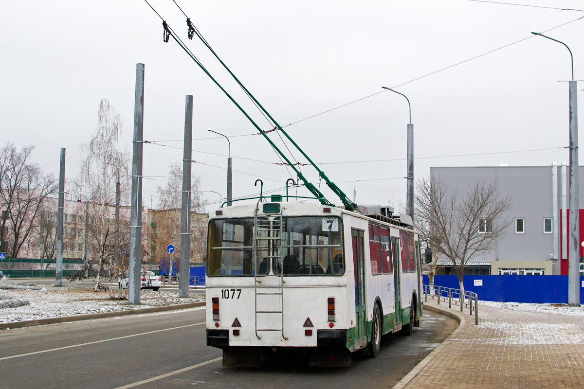 Пенза, ВЗТМ-5284 № 1077