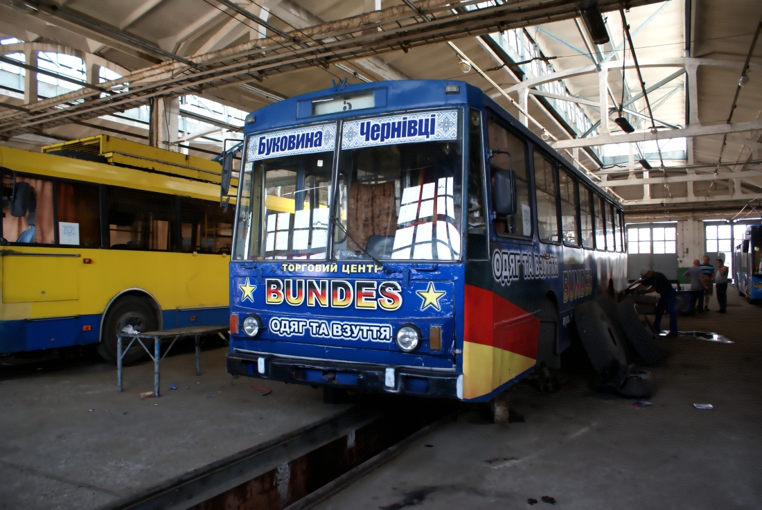 Черновцы, Škoda 14Tr89/6 № 293