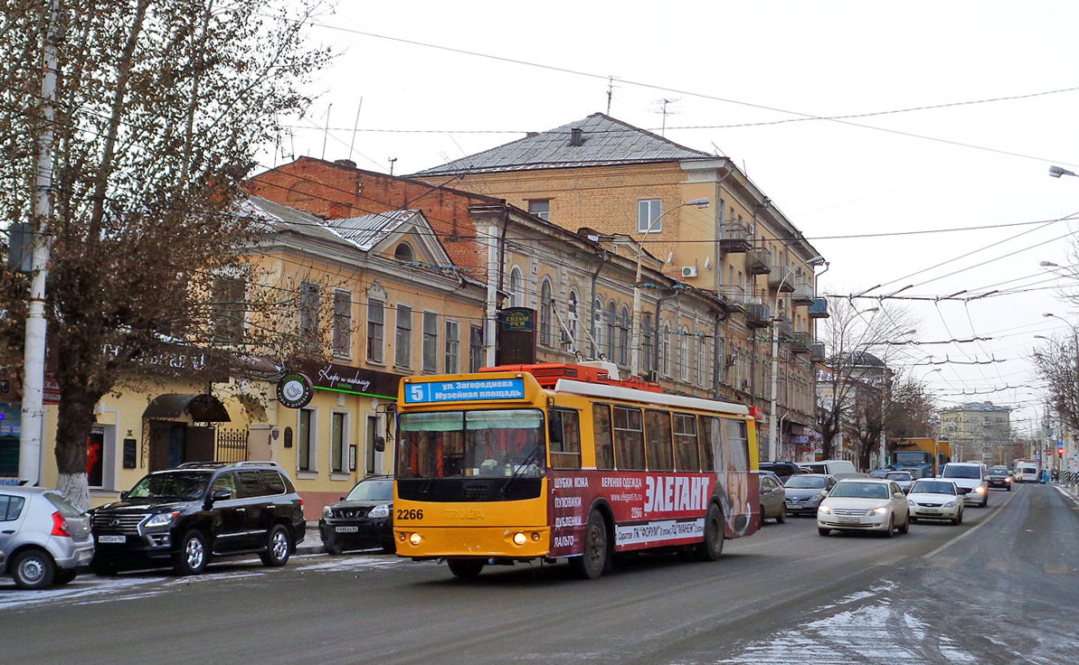 Saratov, ZiU-682G-016.02 N°. 2266