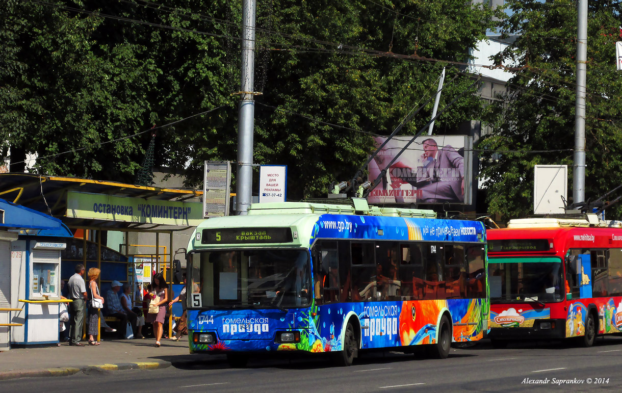 Гомель, БКМ 32102 № 1744