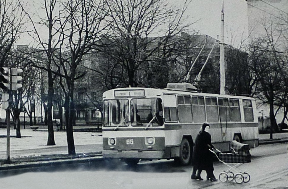 Khmelnicki, ZiU-682B č. 65; Khmelnicki — Historical photos