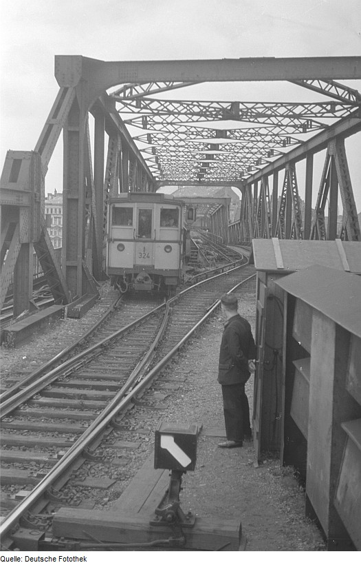 Берлин, BVG AII Tw № 324