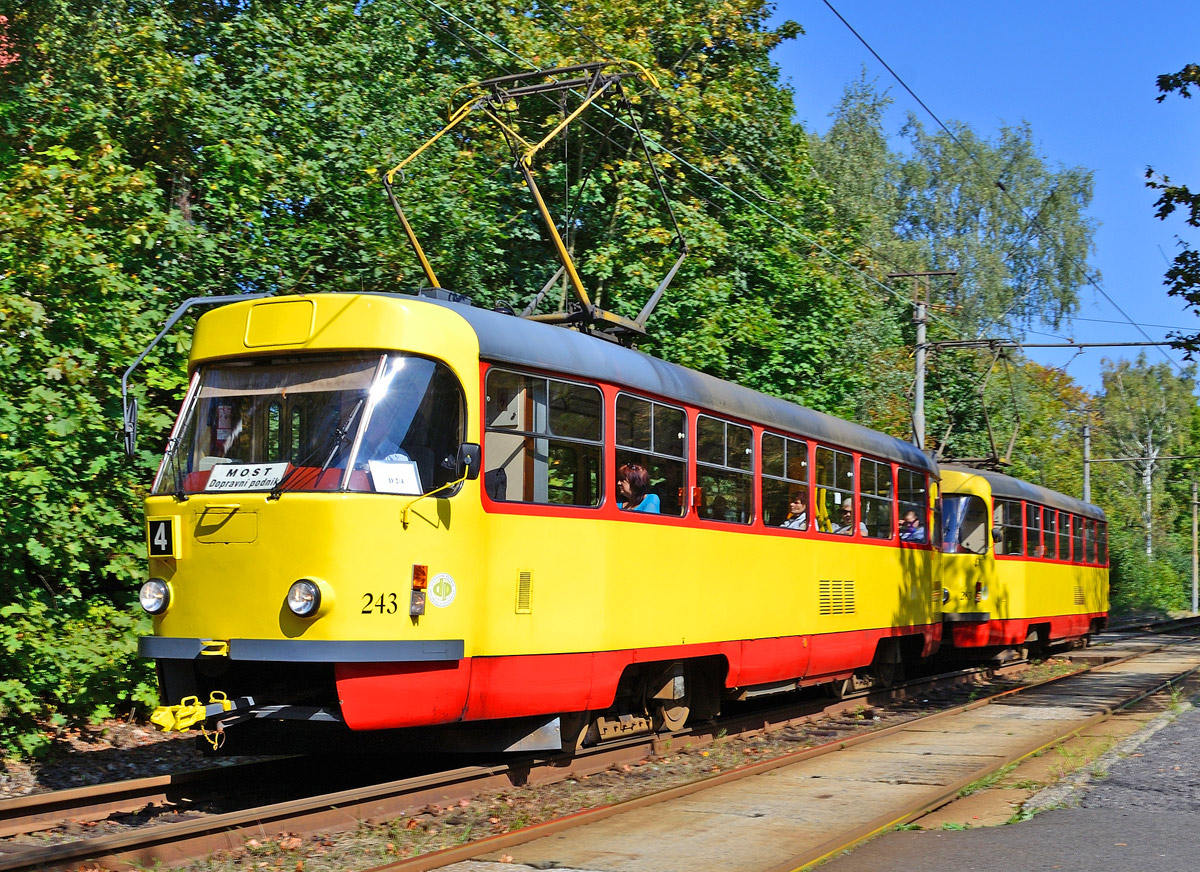 Мост ― Литвинов, Tatra T3M.3 № 243