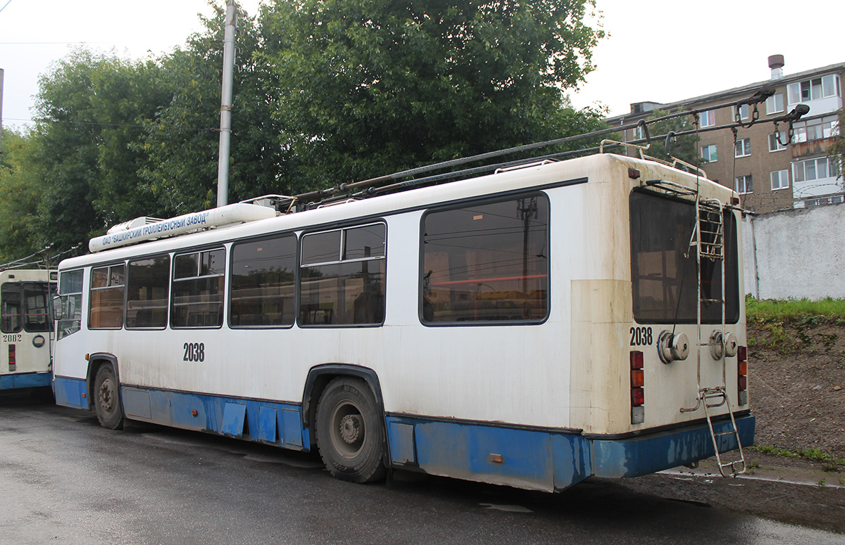 Уфа, БТЗ-52761Т № 2038