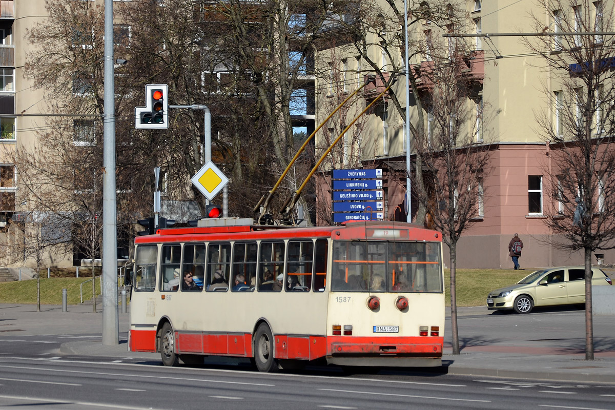 Vilnius, Škoda 14Tr13/6 Nr. 1587