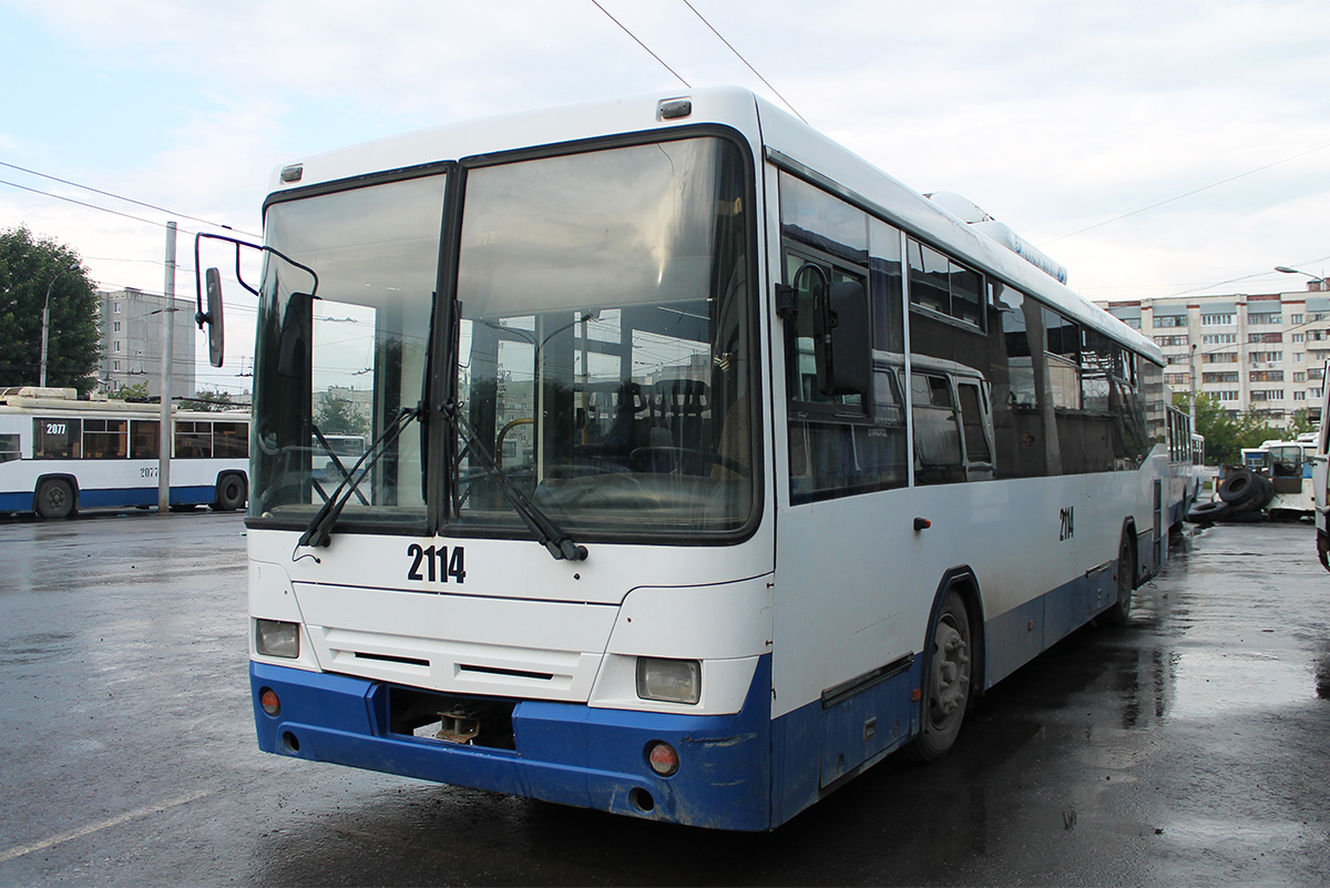 Уфа, НефАЗ-БТЗ 52765Р № 2114