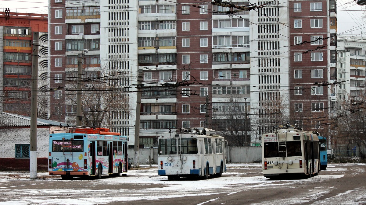 Томск, Тролза-5275.05 «Оптима» № 373; Томск, АКСМ 101А № 338; Томск, БКМ 321 № 413; Томск — Троллейбусное депо