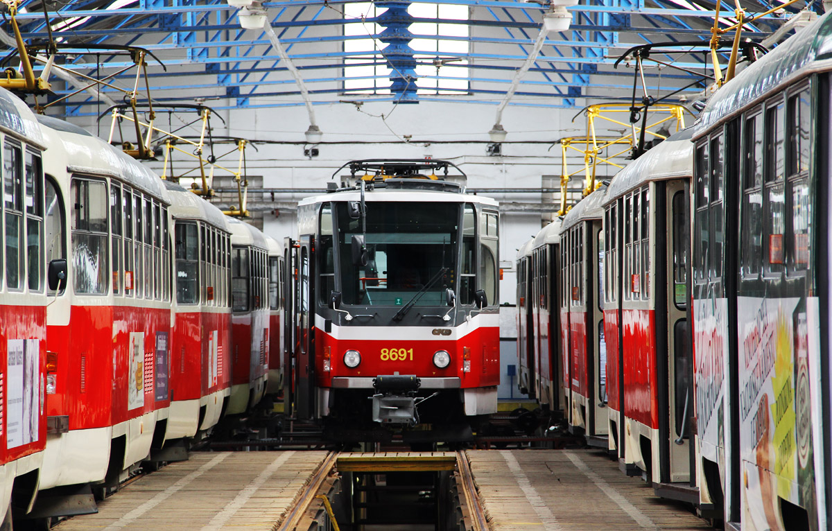 Prague, Tatra T6A5 № 8691