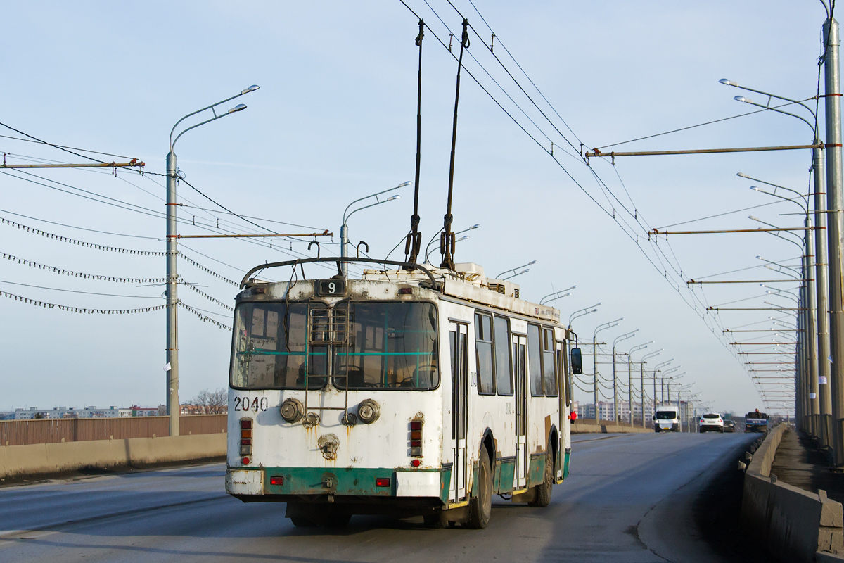 Пенза, ЗиУ-682Г-016.02 № 2040