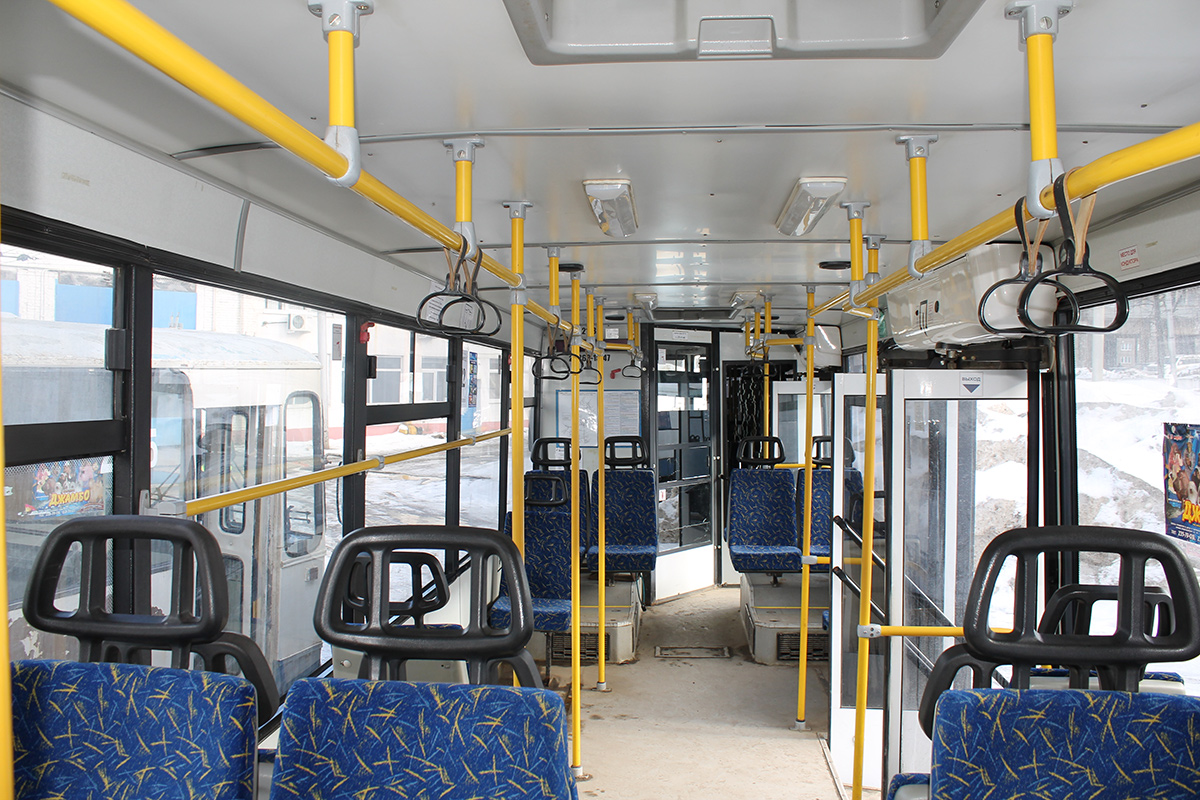 Уфа, НефАЗ-БТЗ 52765Р № 2118; Уфа — Салоны