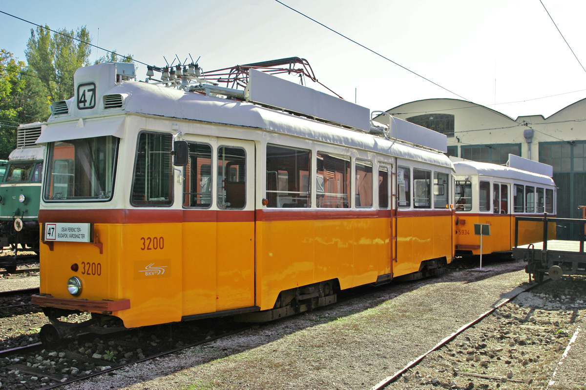 Будапешт, Ganz UV1 № 3200; Будапешт — Музеи Будапешт, Ganz UV1 № 3200; Будапешт — Музеи