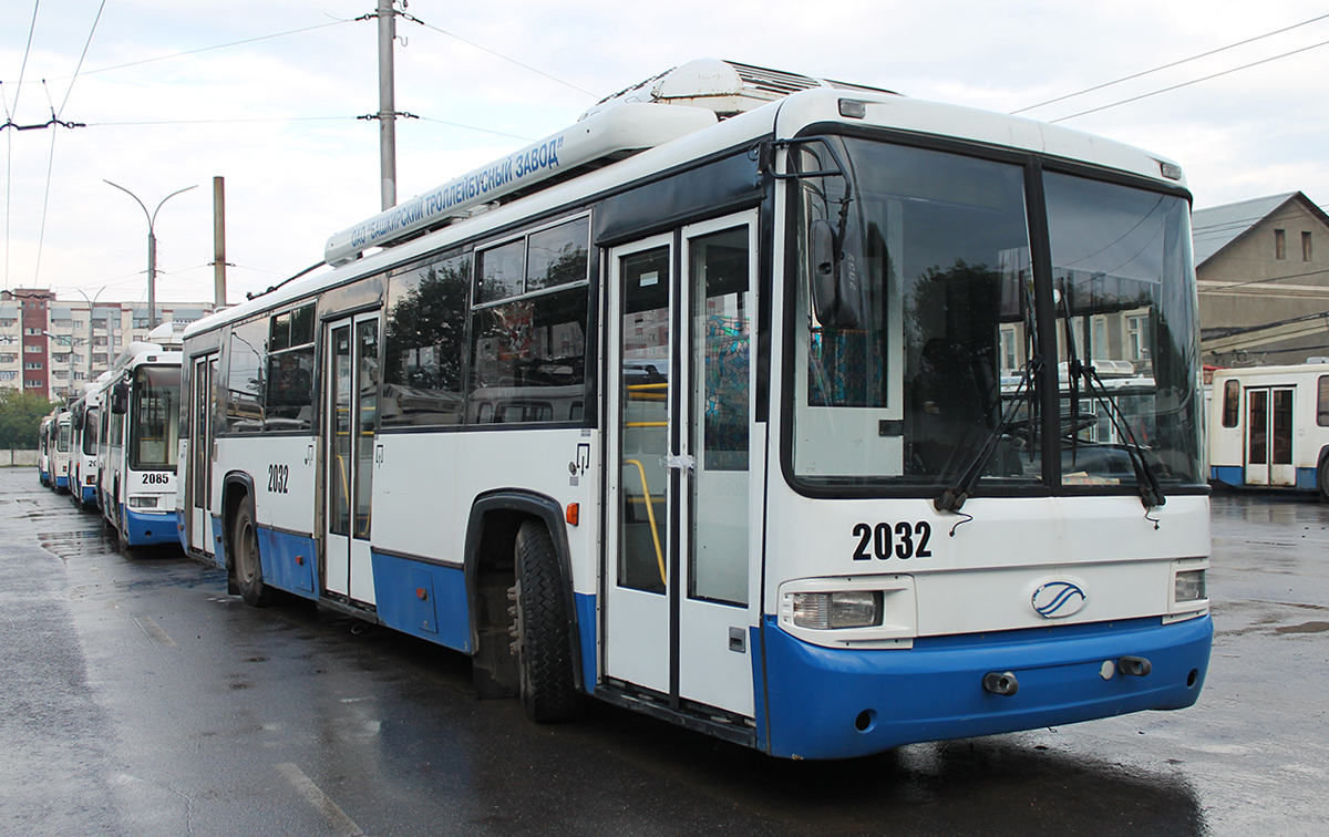 Уфа, БТЗ-52767А № 2032