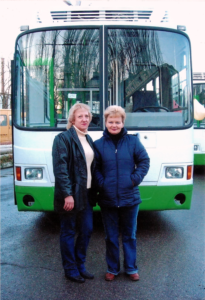 Новороссийск, ЛиАЗ-5280 (ВЗТМ) № 51; Работники электротранспорта