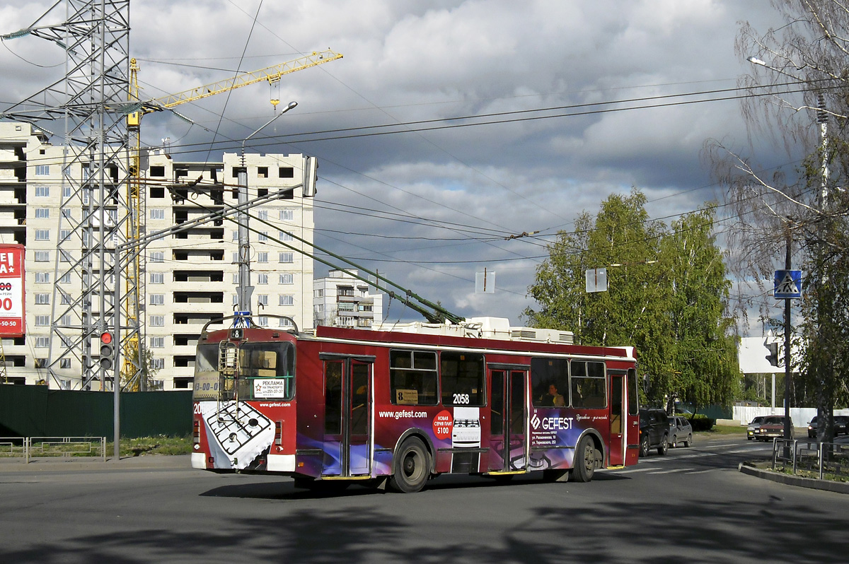 Penza, ZiU-682G-016.02 # 2058
