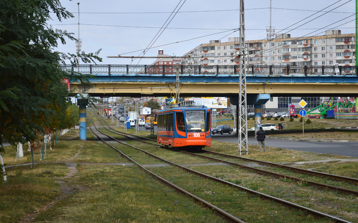 Старый Оскол, 71-623-02 № 106; Старый Оскол — Достопримечательности вдоль трамвайной линии