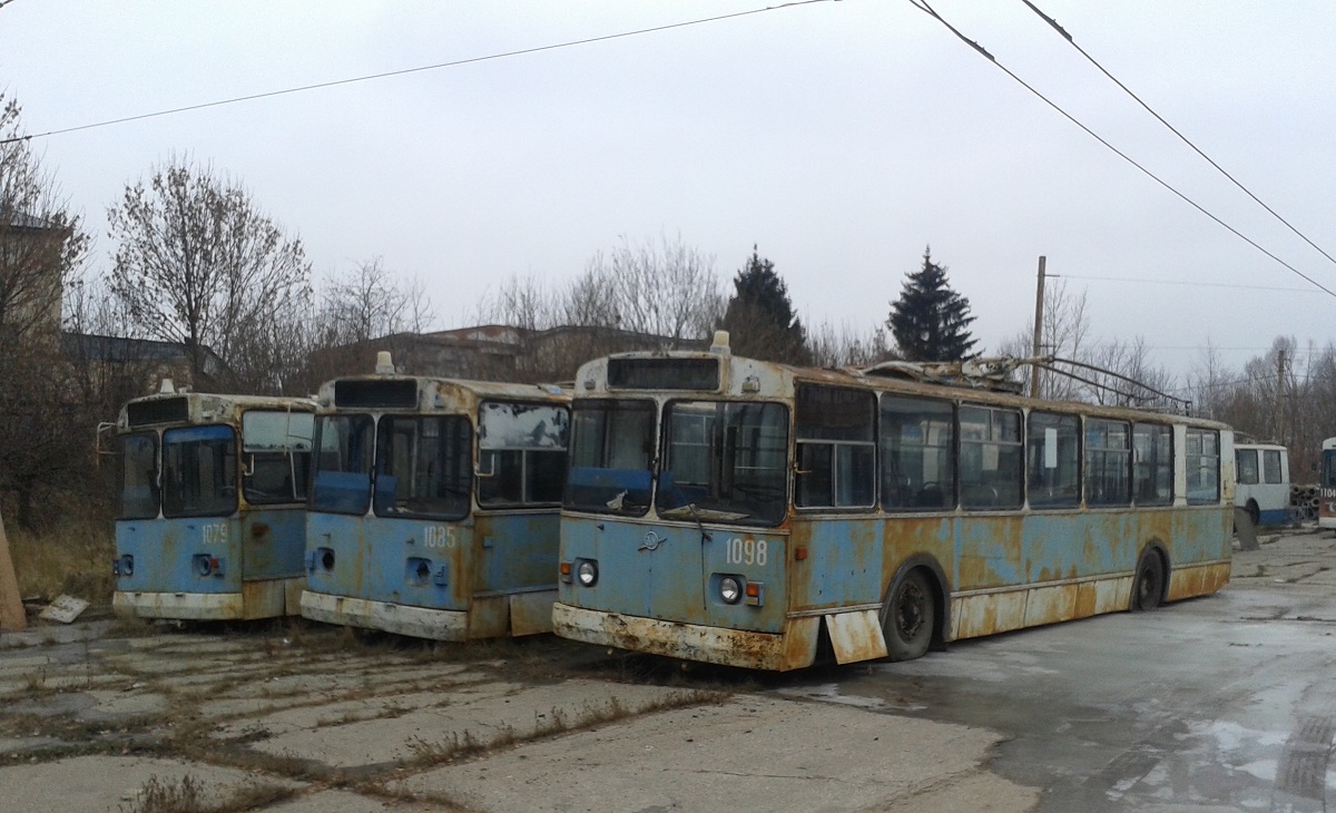 Новочебоксарск, ЗиУ-682 (УРТТЗ) № 1098