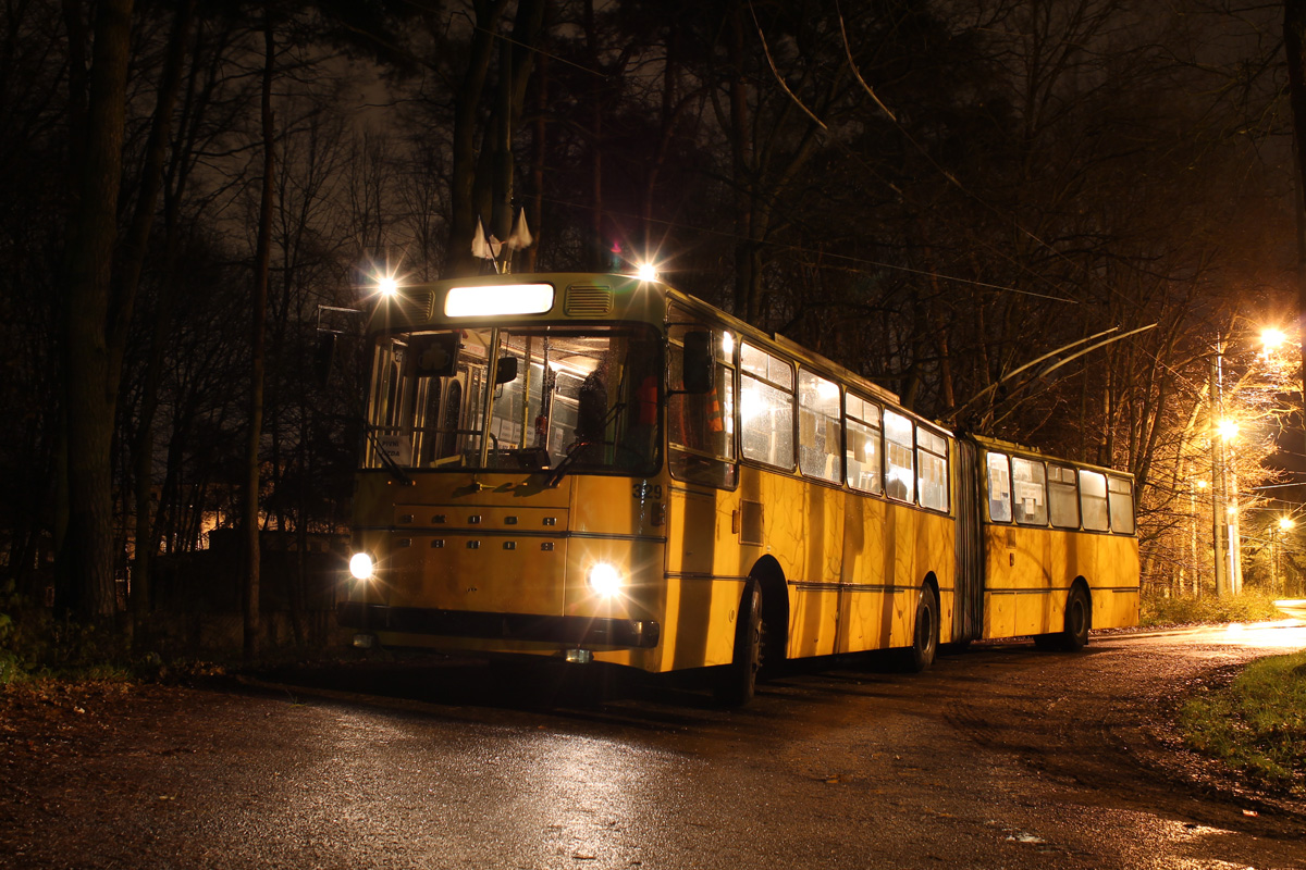 Пардубице, Škoda Sanos S 200 Tr № 329