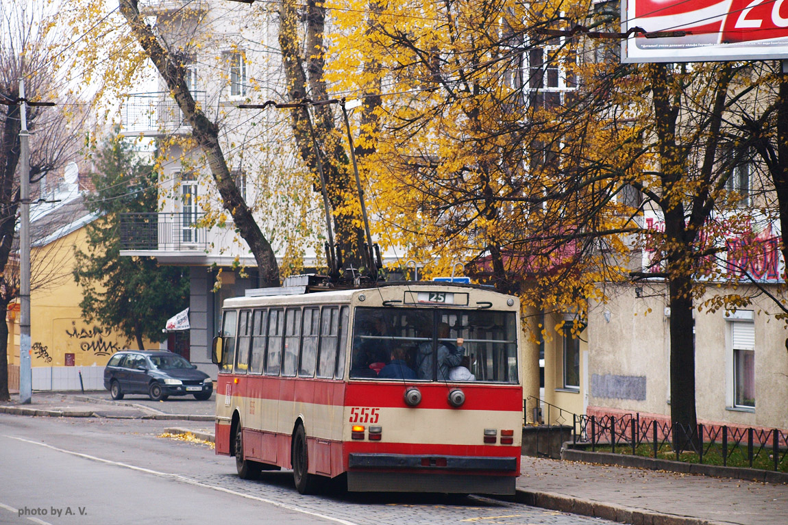 Львов, Škoda 14Tr89/6 № 555