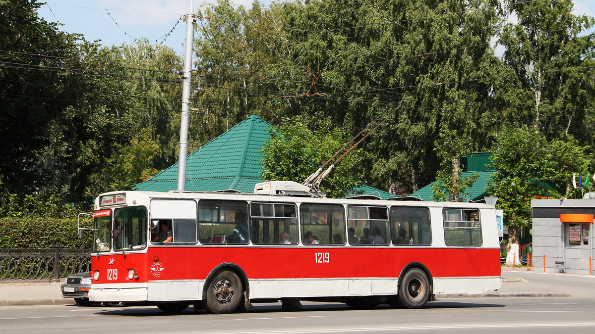 Novosibirsk, ZiU-682V [V00] Br. 1219