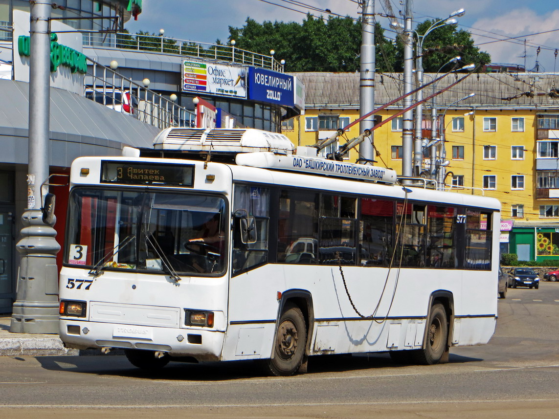 Киров, БТЗ-52764Р № 577