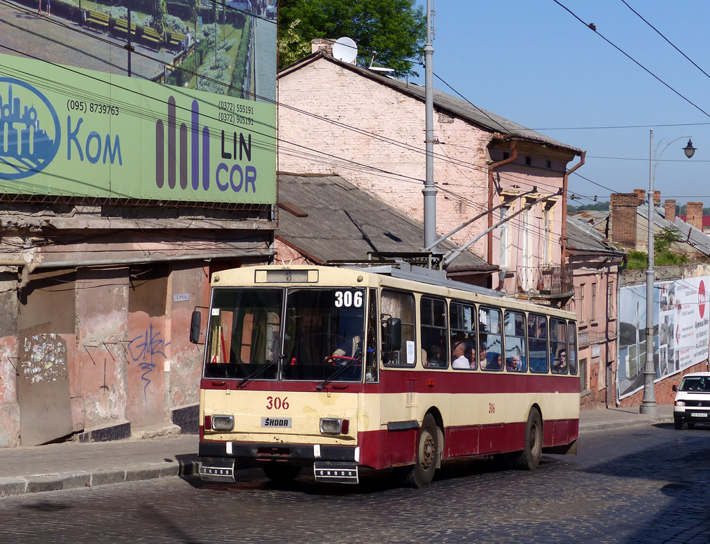 Черновцы, Škoda 14Tr89/6 № 306