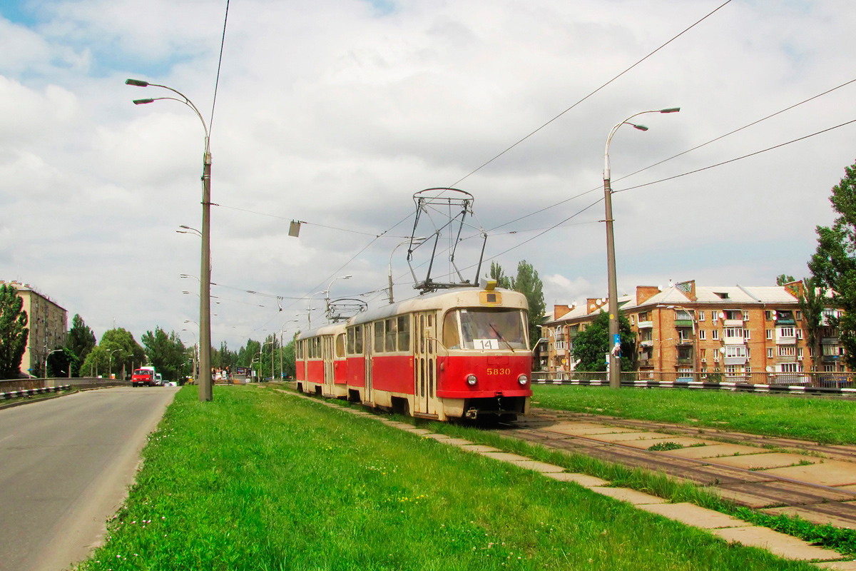 Kiova, Tatra T3SU # 5830