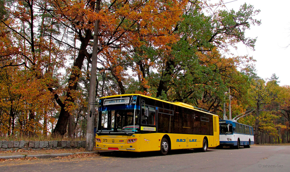 Черкассы, ЛАЗ E183D1 № 373