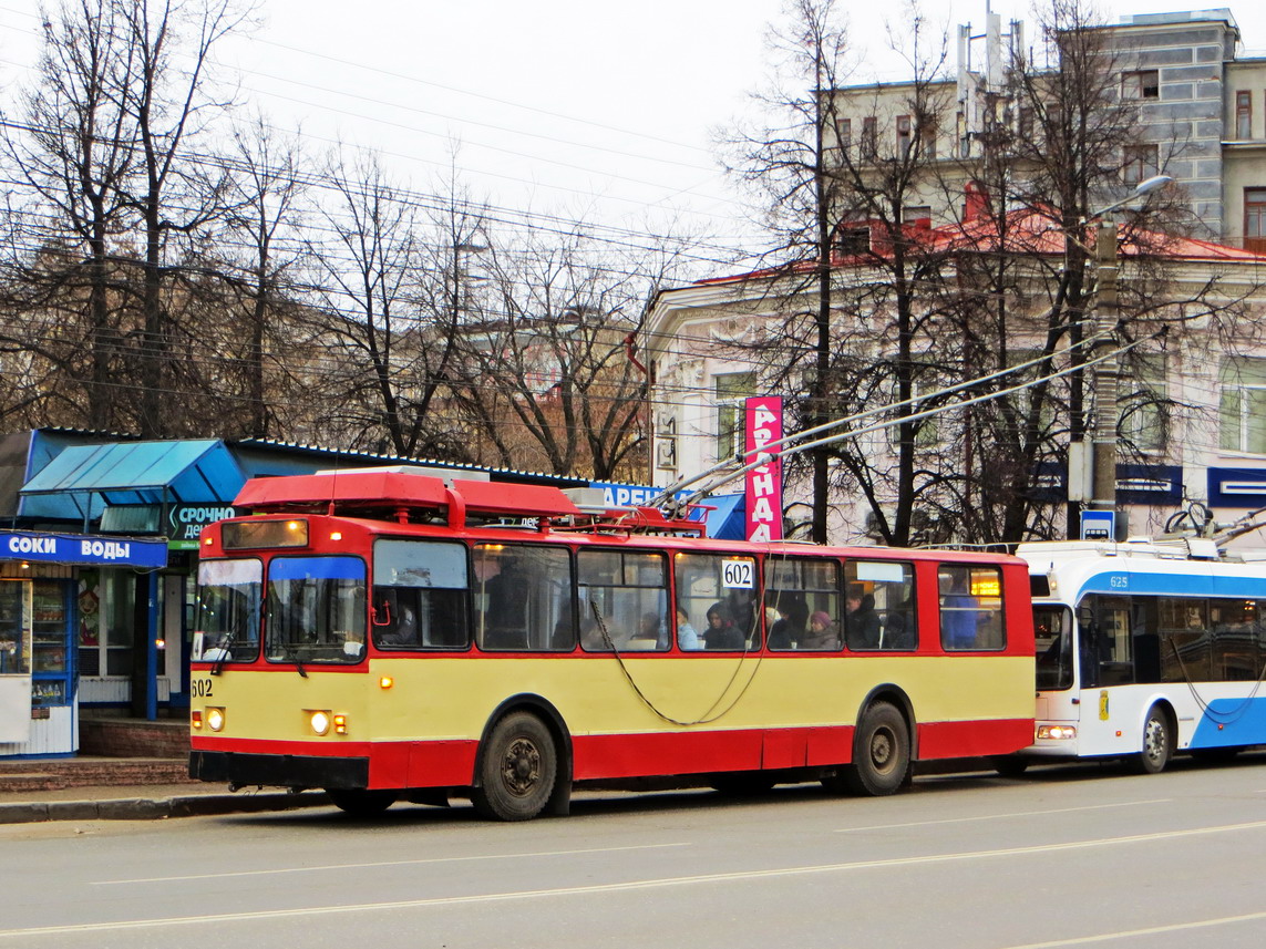 Киров, ЗиУ-682 КР Иваново № 602