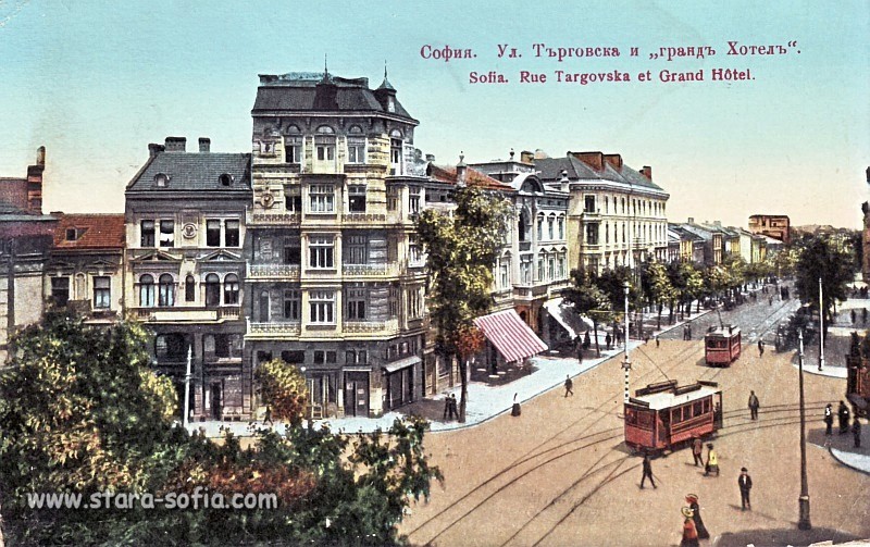 София — Исторически снимки — Трамвайна инфраструктура (1901–1942); София — Исторически снимки — Трамвайни мотриси (1901–1942); София — Снимки от картички; София — Трамвайни мотриси с неизвестни номера