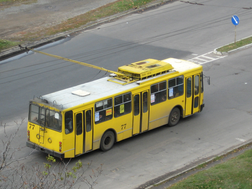 Полтава, ЮМЗ Т2 № 77
