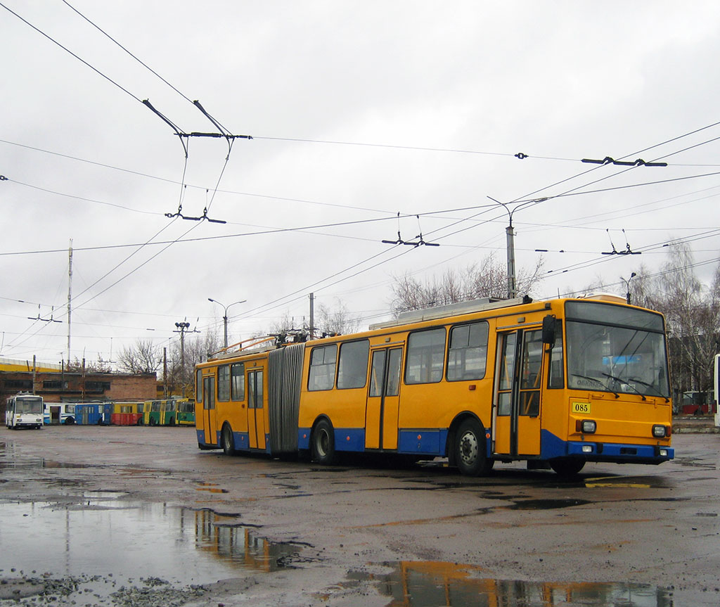 Житомир, Škoda 15Tr13/6M № 085